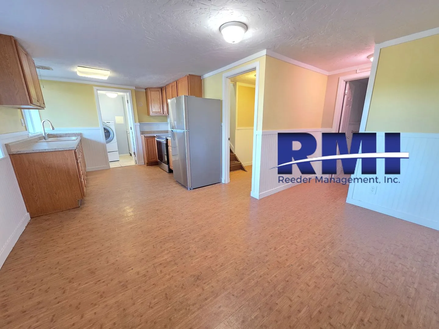2 Bedroom With All Utilities Included — Photo 4