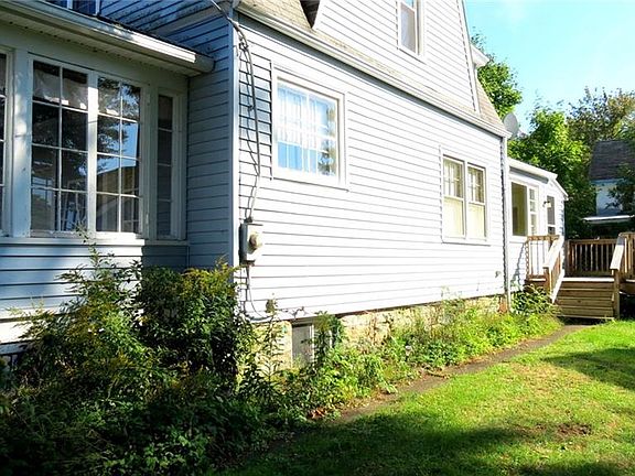 3rd image of 9 E Livingston Ave