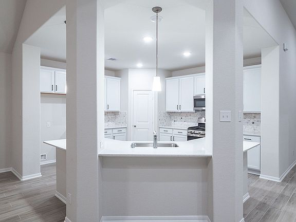 4th image of 1277 Tilia Creek Ln