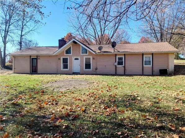 7861 SE Freeway Farms Dr, Holt, MO 64048