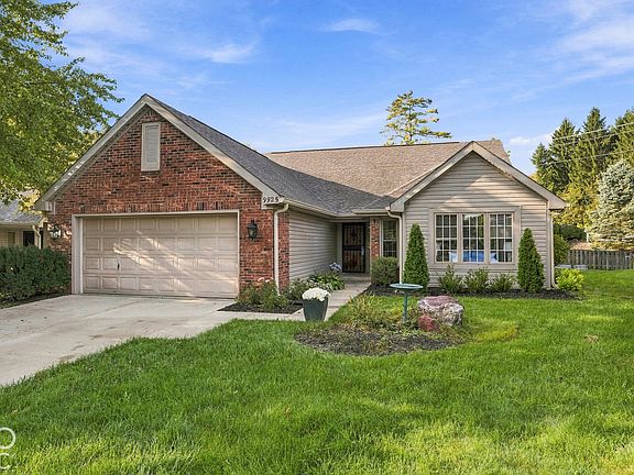 3rd image of 9925 Hamblin Ct