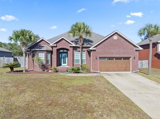 5973 Rustic Ridge Cir, Milton, FL 32570