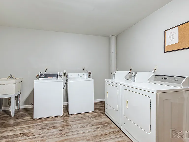 Ravine Woods Apartments — Photo 26