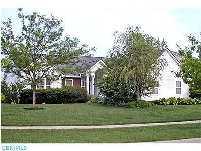 4758 Founders Dr photo 1