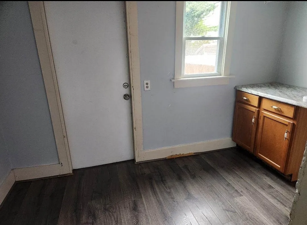 3 bed, 1152 sqft, $1,600 — Photo 4