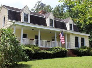 220 Blankenship Pond Rd, Green Bay, VA 23942