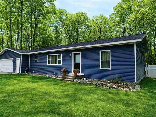 1714 Geres St N, Gaylord, MI 49735