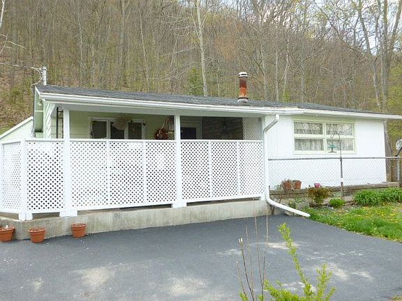 2nd image of 211 Parkwood Ave