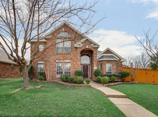 2432 Greenwich Dr, Carrollton, TX 75006