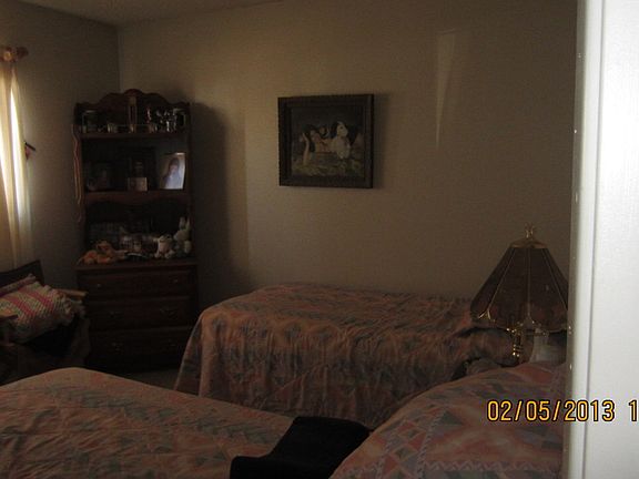 4th image of 543 E Hilton Ave