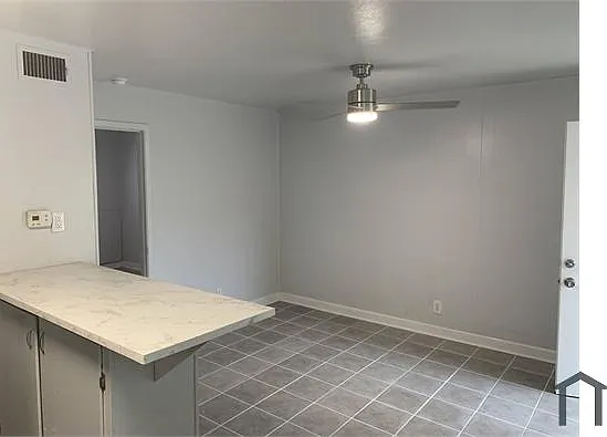 404 N 16th St — Photo 31
