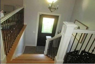 5th image of 100 Bradbury St