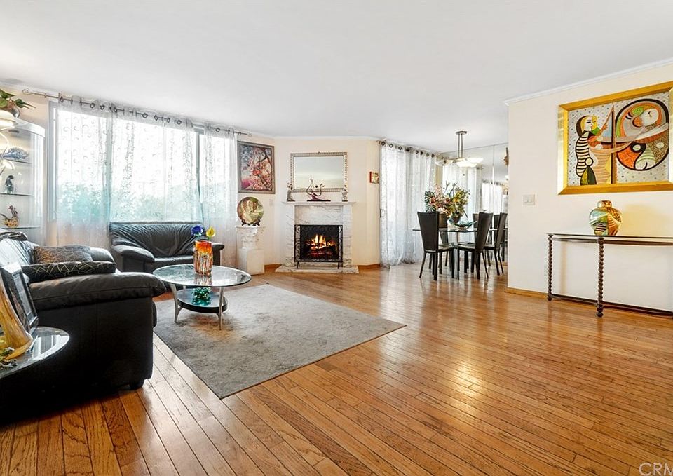 1st image of 8530 Holloway Dr APT 113