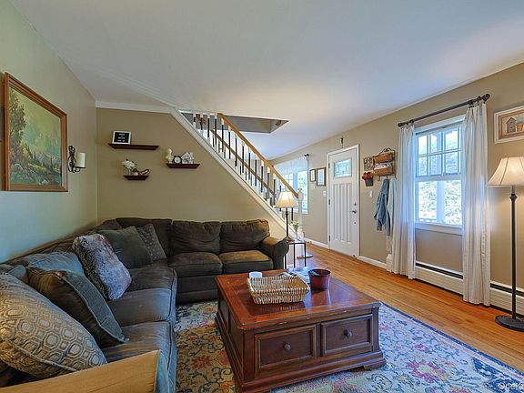 3rd image of 57 Elk Road