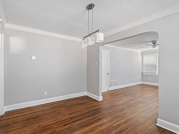 5th image of 3753 Friar Tuck Rd