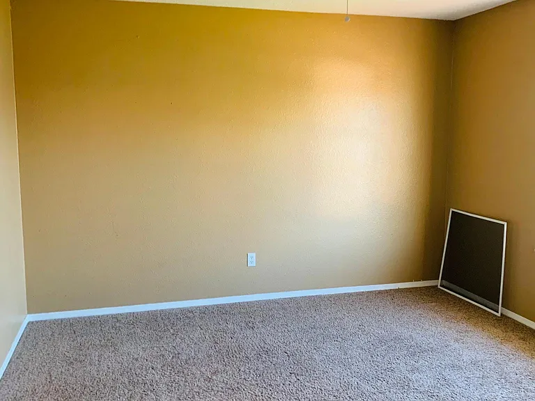 2990 W Highpoint St — Photo 14