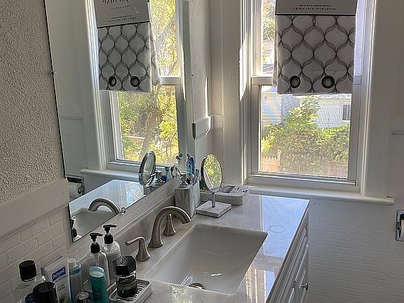 Main bath 
