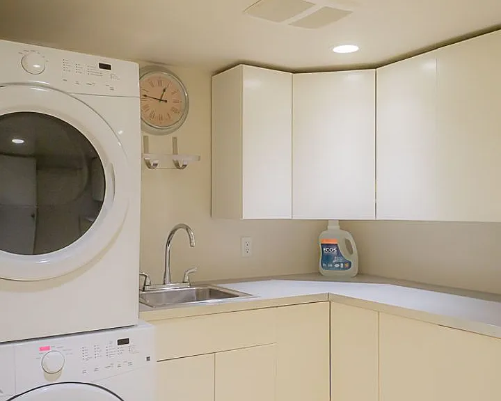 1557 Madrona Dr — Photo 15