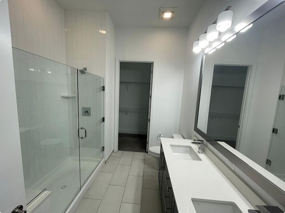 1st image of 10479 NW 82nd St #305
