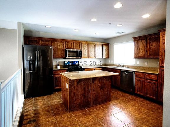 4th image of 8928 Jamie Lee Ave