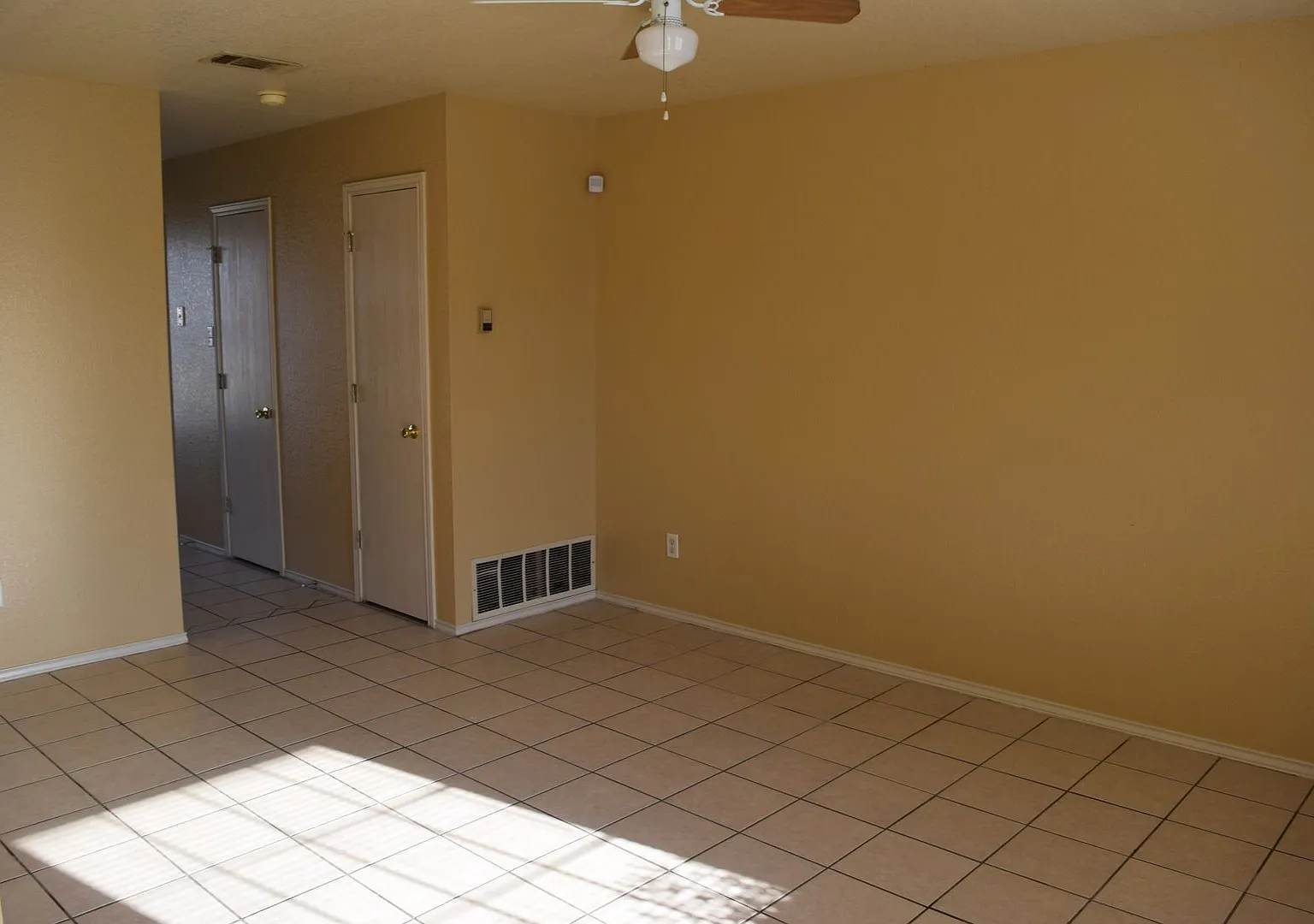 4506 Deek Dr — Photo 4