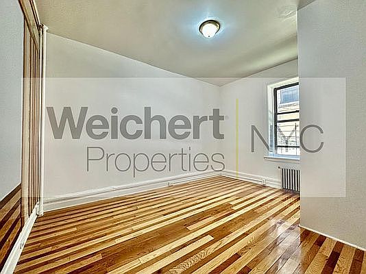 5th image of 419 W 129th St APT 20