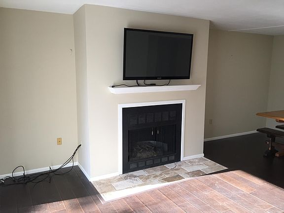 4th image of 300 Carolina Ave APT 302