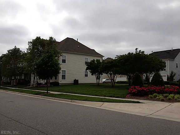 3rd image of 524 Normandy St