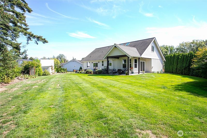 2nd image of 507 Village Court