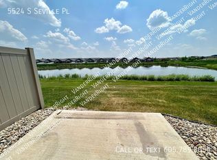 5524 S Seville Pl, Sioux Falls, SD 57108