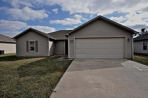 3884 Turfway Dr Photo 1