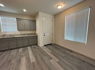 6737 Cassia Ln, Sacramento, CA