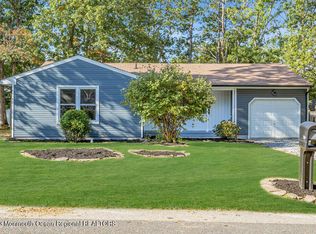 164 Stowaway Rd, Manahawkin, NJ 08050