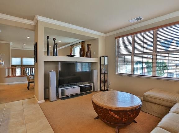 4th image of 4111 Crandall Cir