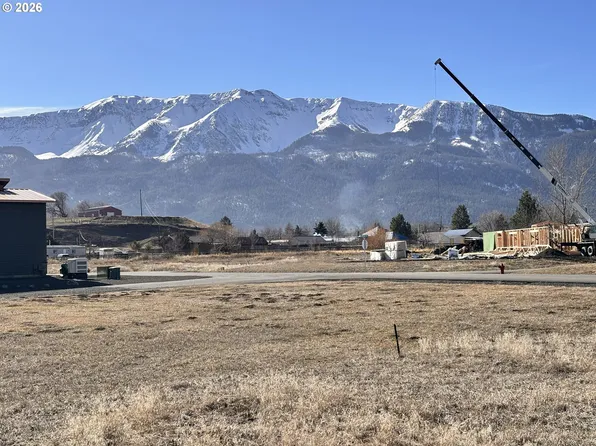 602 N Simeon St, Joseph, OR 97846