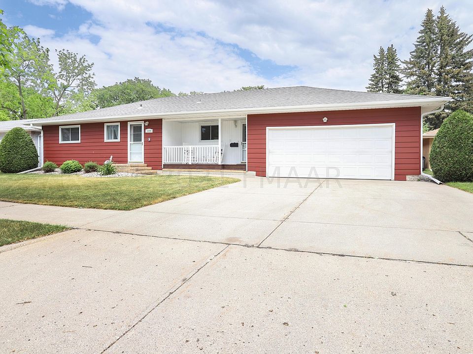 1st image of 1320 19th Ave S