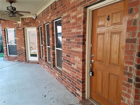 3rd image of 7640 Saint Stephens Sq