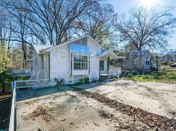 149 3rd St NW, Graysville, AL 35073