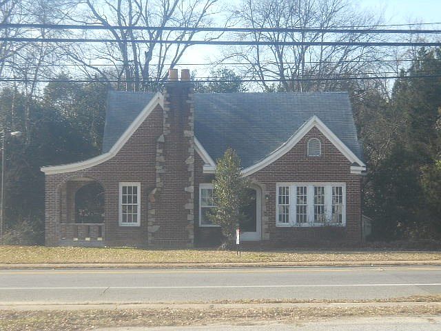 1st image of 171 N Washington Ave