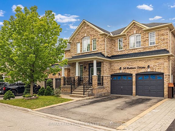 3rd image of 54 Lockburn Cres