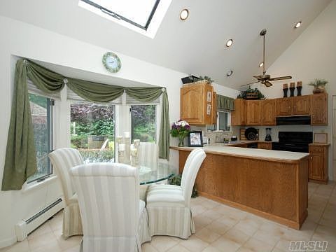 4th image of 24 Josephine Ln