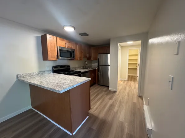 Long Meadow Landings