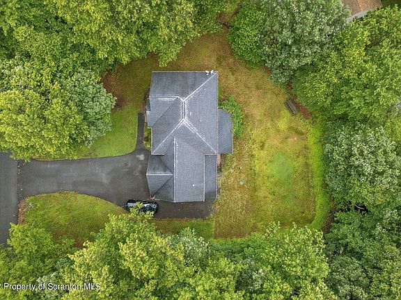 3rd image of 288 Parker Trl