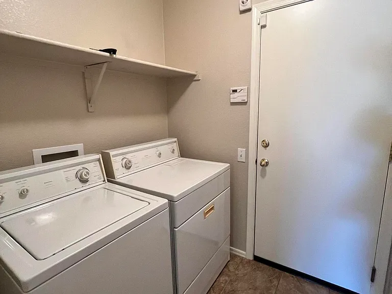 8820 N Mesquite Bluffs Pl — Photo 19