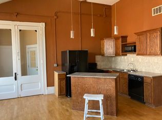 8 W 5th St #C, Fulton, MO 65251
