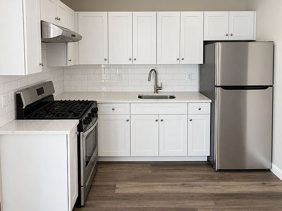 3rd image of 204 Rosa Parks Blvd #304