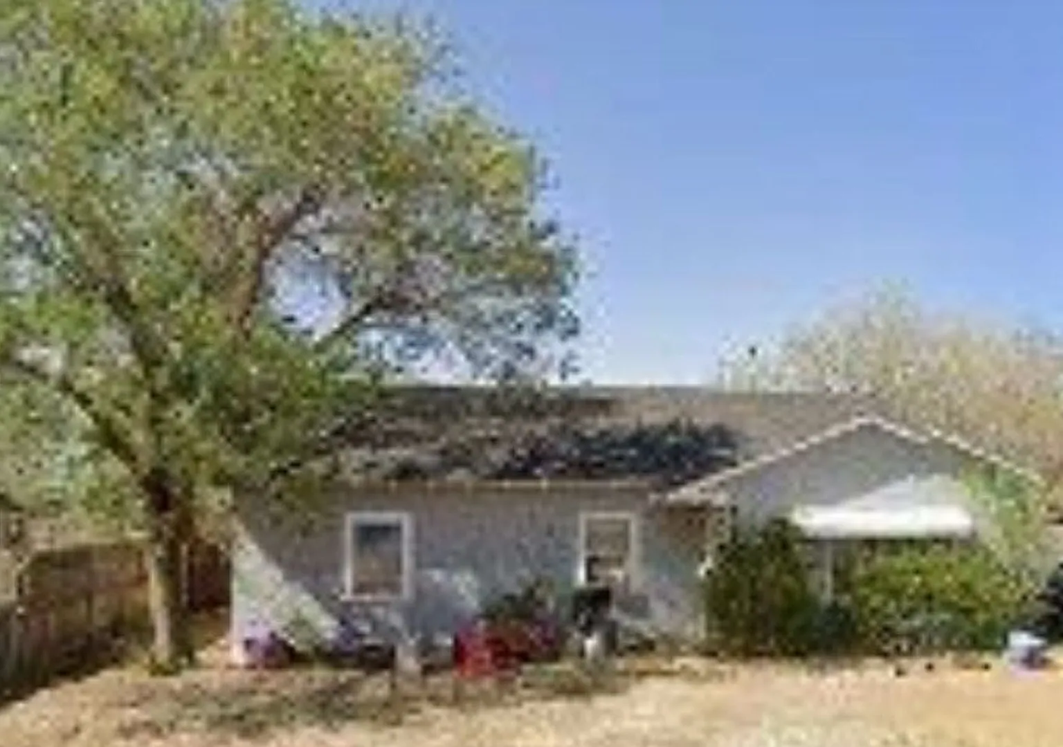 Handyman Special $0 First Month's Rent / "You Fix, You Save Big!! — Photo 2