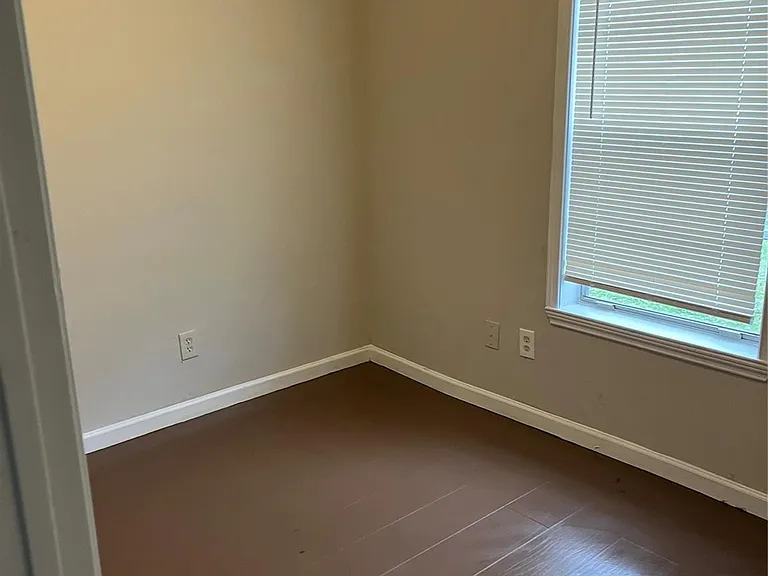 6813 Foster St — Photo 14