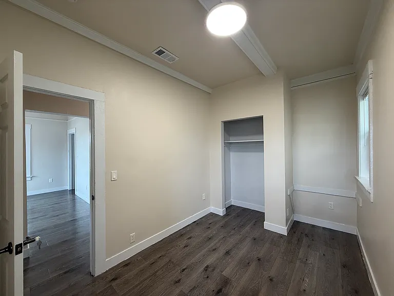 1630 3rd Ave #2 — Photo 6