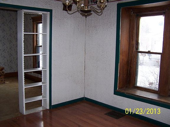 5th image of 501 Vine St